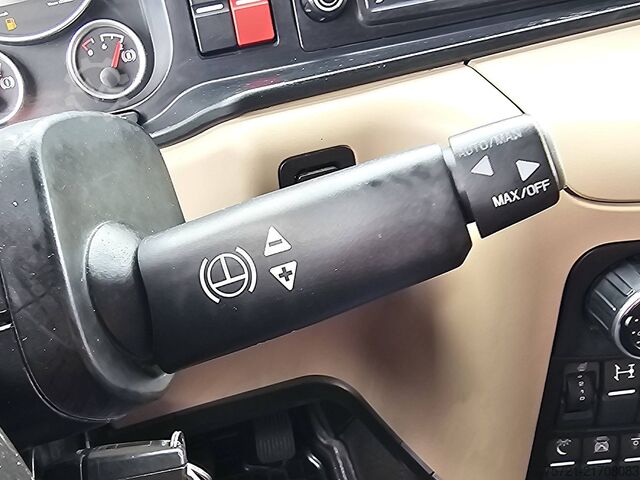 Standard-SZM M.A.N. 18.460 TGX