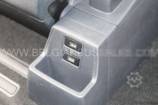 Passagerarbuss Ford Tourneo Custom / Automatic gearbox / Full optio...