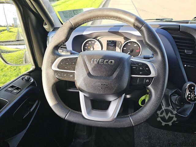 Camioneta familiar de techo alto IVECO DAILY 35S18 ac automaat EURO6
