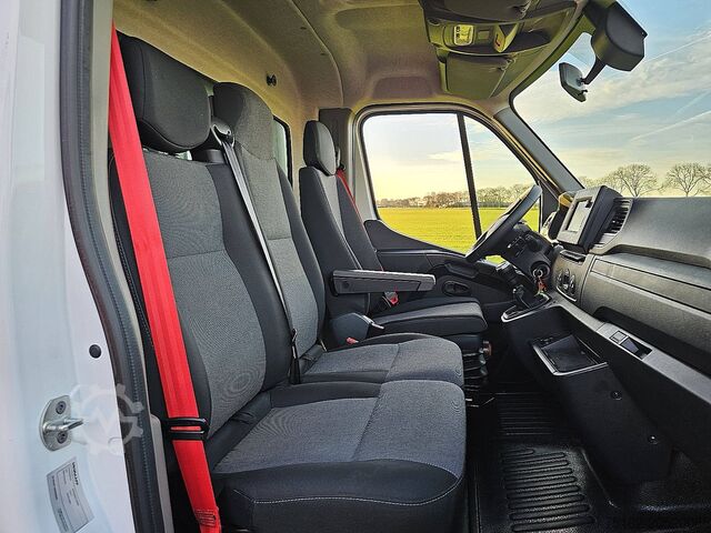 Maleta RENAULT MASTER 2.3 Bakwagen Laadklep !