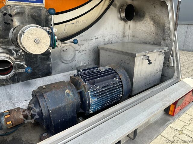 Cisterna s potravinami Feldbinder LEBENSMITTEL / LEVENSMIDDELEN / FOOD / 33.500L ...