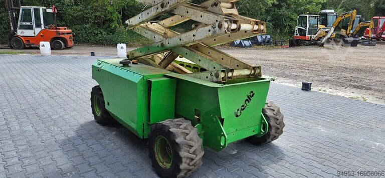 Podnośnik nożycowy Genie GS 2665 ic