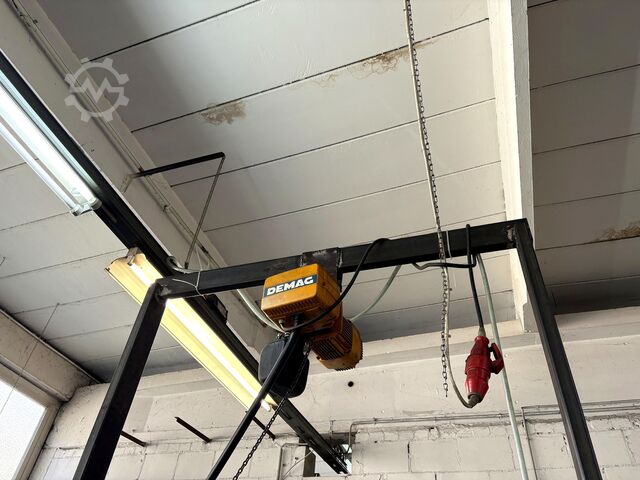 Portalni DEMAG Gantry Crane