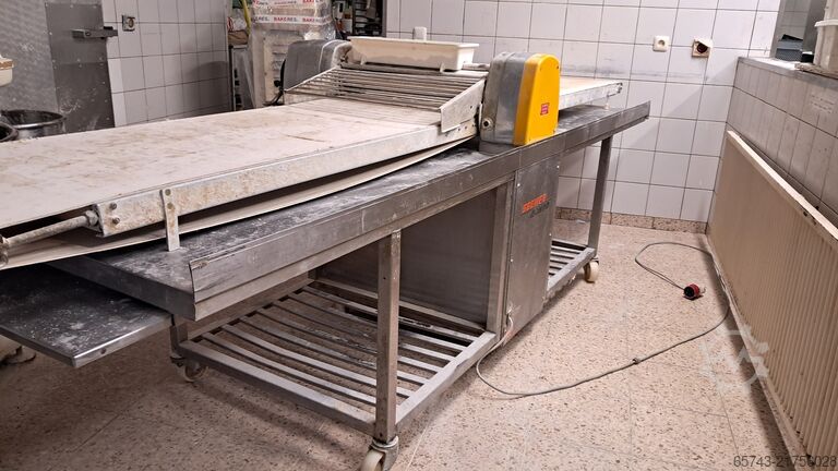 Válcovací stroj na těsto, válcovačka na těsto Seewer Rondo 