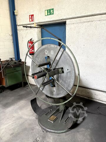 Mechaniczna prasa wielostanowiskowa SCHULER nan