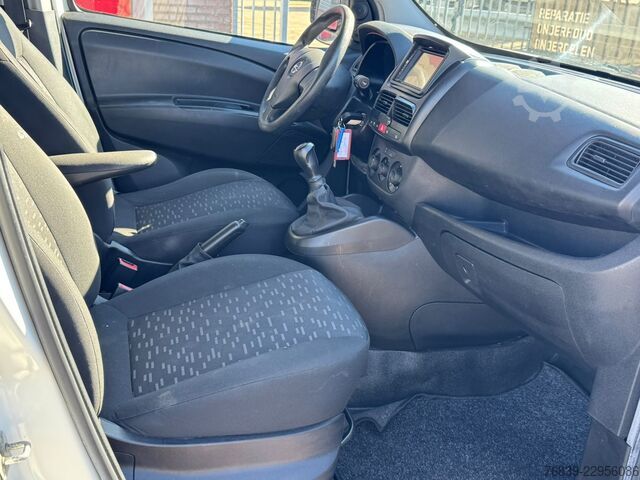 Karavan sa visokim krovom Opel Combo 1.3 CDTi ecoflex edition