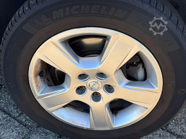 Karavan sa visokim krovom Opel Combo 1.3 CDTi ecoflex edition