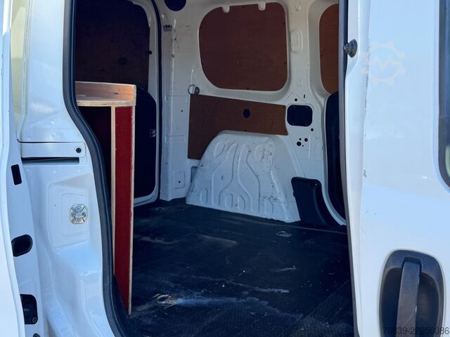 Karavan sa visokim krovom Opel Combo 1.3 CDTi ecoflex edition