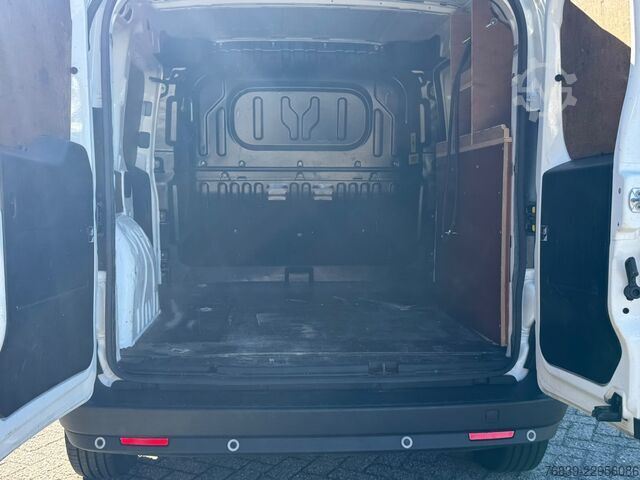 Karavan sa visokim krovom Opel Combo 1.3 CDTi ecoflex edition