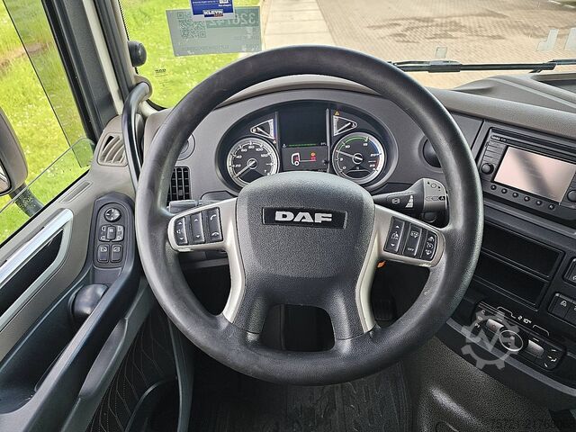 Standard-SZM DAF XF 530 FTG