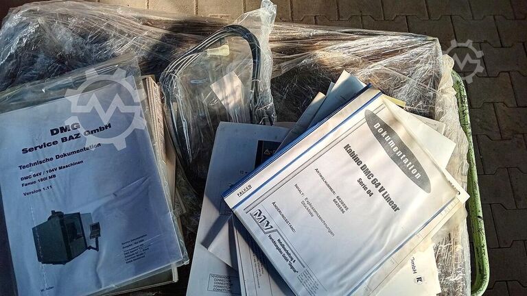 CNC machining center DECKEL MAHO DMC 64 V