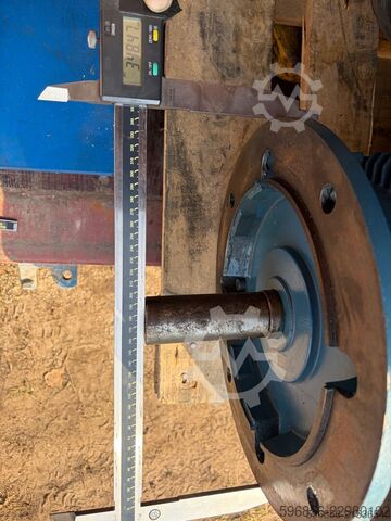  Silnik elektryczny KSB 11kW 1460rpm 400/690VIM B35 3-fazowy