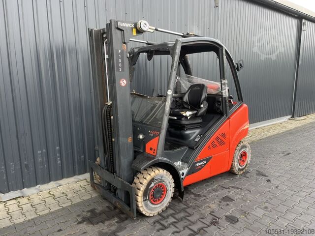 LPG targoncák Linde H20T-02/600