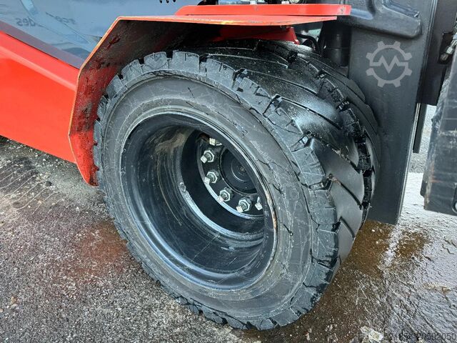 Gaffeltruck Toyota 8FBMT45 Electric, 3.600h, 2015