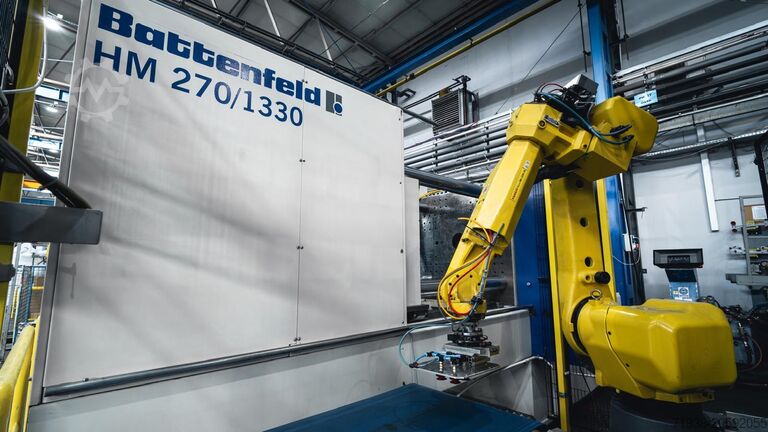 Μηχανή χύτευσης με έγχυση BATTENFELD HM 270/1330