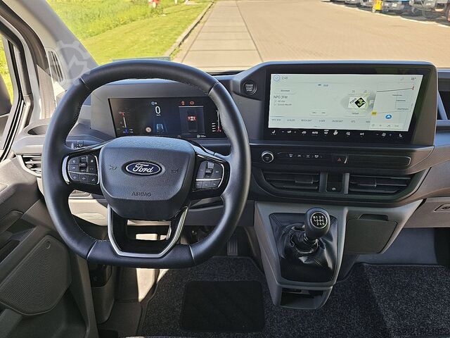 Kombi med högt tak FORD TRANSIT CUSTOM 2.0 L1H1 LED Navi!