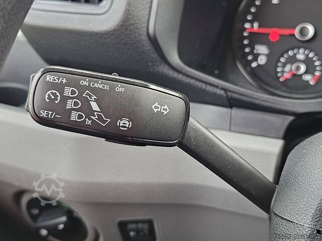 Resväska VOLKSWAGEN CRAFTER 35 2.0 Bakwagen Laadklep!