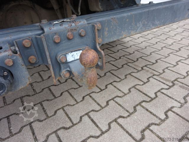 Tre-vejs tippevogn MERCEDES-BENZ Atego 3 Kipper OM934