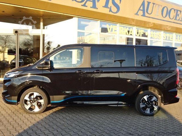 Minibus FORD Tourneo Custom 2.0L Sport 4x4 AT AHK Stndhzg B&O