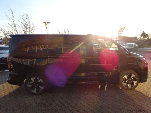 Minibus FORD Tourneo Custom 2.0L Sport 4x4 AT AHK Stndhzg B&O