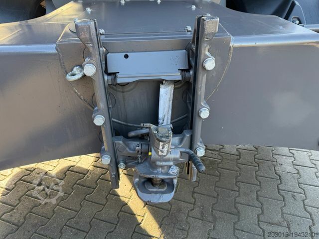 Excavator pe roți VOLVO EWR150E Mobilbagger mit ROTATOR ENCONG EC319