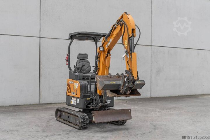 Minigraafmachine CASE CX 17 C