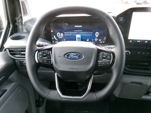 Minibuss FORD Tourneo Custom 320L2 AT Titanium AHK ACC Stndhz