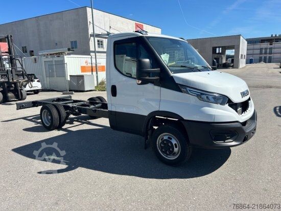Πλαίσιο βαν IVECO DAILY 40 - 180 FAHRGESTELL, E6 OHNE MOTOR/OHNE GETRIEBE