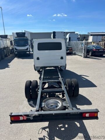 Πλαίσιο βαν IVECO DAILY 40 - 180 FAHRGESTELL, E6 OHNE MOTOR/OHNE GETRIEBE
