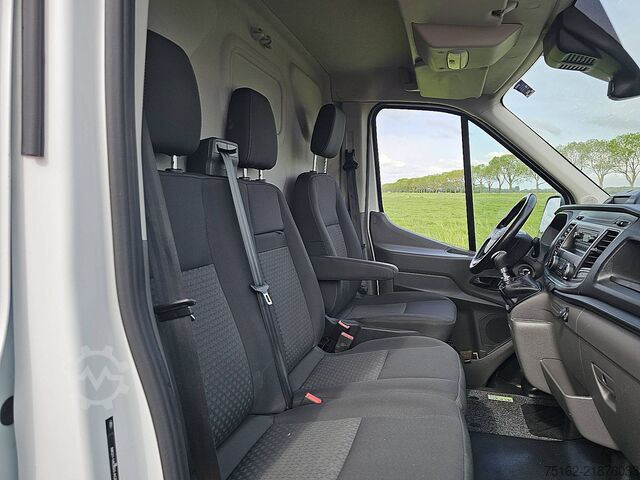 Magastetős kombi FORD TRANSIT 2.0 L2H2 Euro6 Trekhaak!