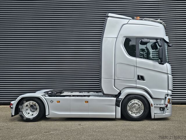 Standard-SZM Scania S590 V8 4x2 / RETARDER / FULL AIR / 54DKM