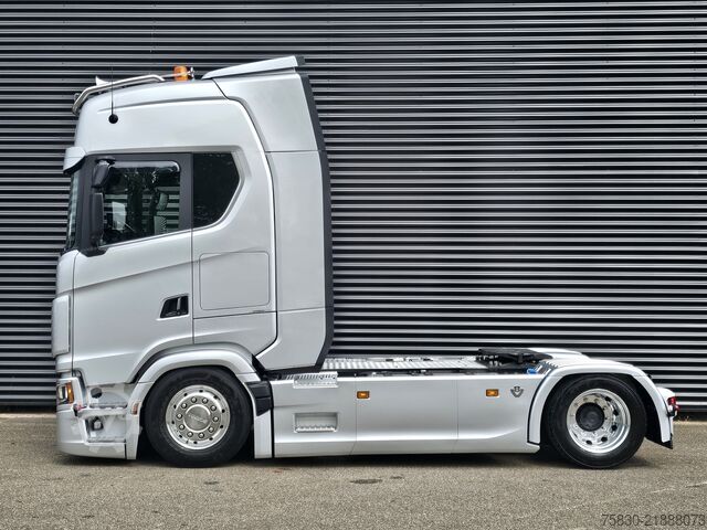 Standard-SZM Scania S590 V8 4x2 / RETARDER / FULL AIR / 54DKM