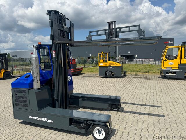 Négyirányú targoncát Combilift C3000/ Mast 7500 mm /Teleskopic forks