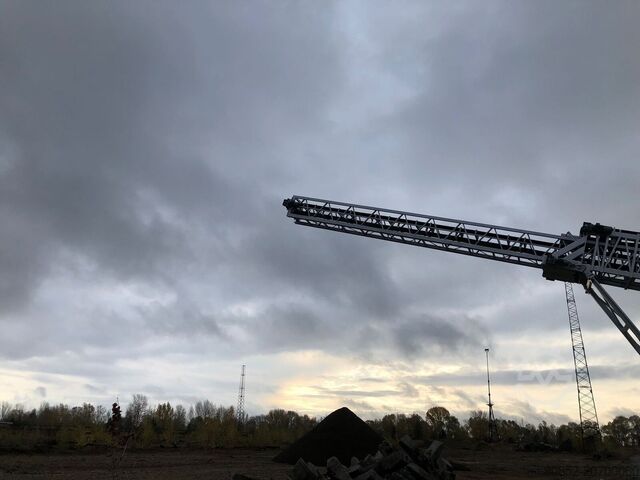 Razbijač krhotina Polygonmach 1400x60000mm Radial Telescopic stacker