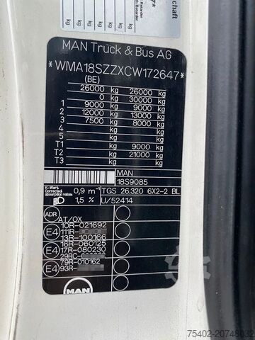 Koffer MAN TGS 26.320 / 6x2/4 / ADR / Closed box / Dhollandia