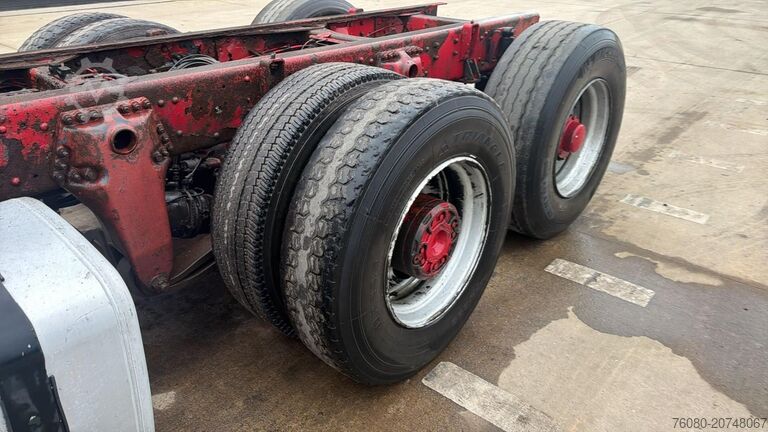 Châssis cabine Scania 124 - 400 (MANUAL PUMP / 6X2 / BIG AXLE / GRAND...