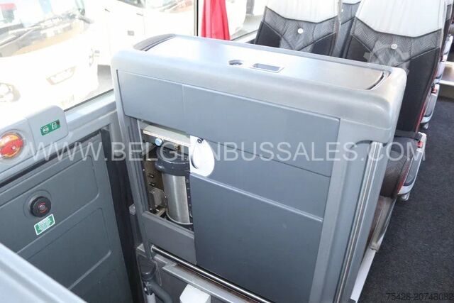 Coach Mercedes-Benz Tourismo RHD-M / 2A / 13.0m / Full Option