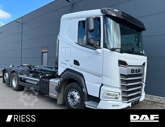 Kroghejselastbil DAF XF 480 FAN 6X2 Lenkachse Motorabtrieb