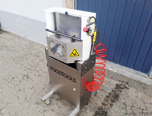 Fatiadora de bolos e tortas FoodTools CS-4AAC