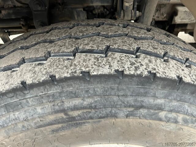 φορτηγό αναμικτήρας σκυροδέματος Astra HD9 84.50-80