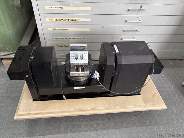 Centro di lavoro CNC DATRON M 10 TmA