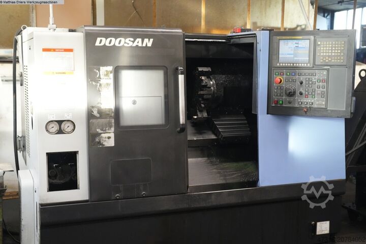 CNC Lathe DOOSAN LYNX 220 MA