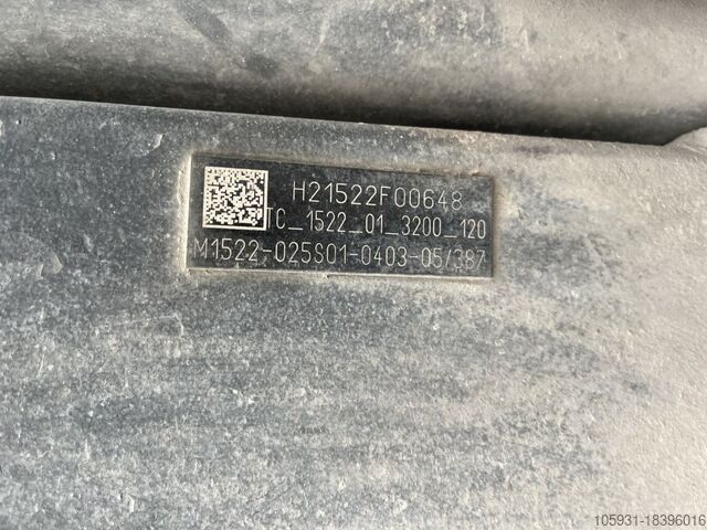 Stivuitor electric cu 4 roți Linde E25L-01