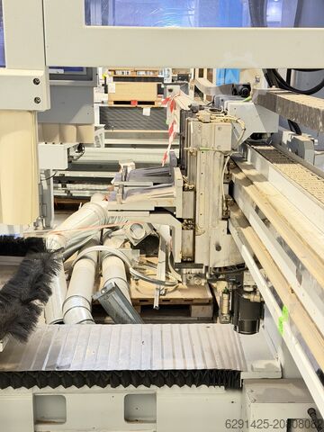 Függőleges megmunkáló központ WEEKE BHX500 Optimat