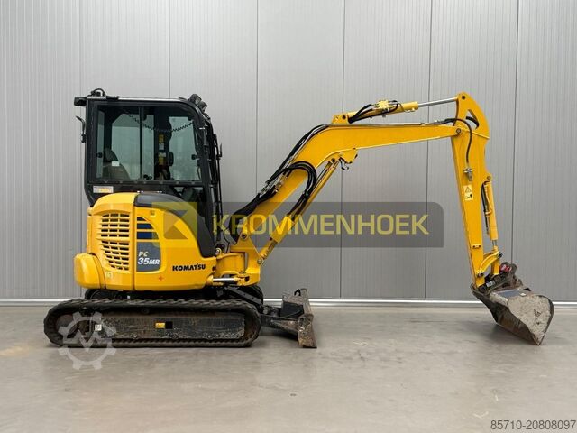 Minikotró Komatsu PC 35 MR-5