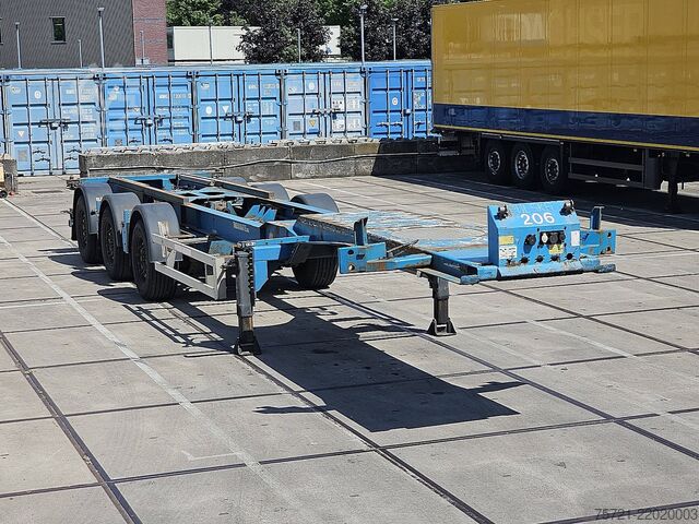Containertransport RENDERS CHASSIS PORTMASTER