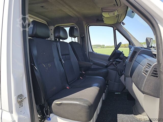 Benne MERCEDES-BENZ SPRINTER 513