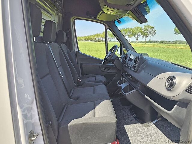 Camioneta familiar de techo alto MERCEDES-BENZ SPRINTER 317 L3H2 Maxi Mbux Euro6