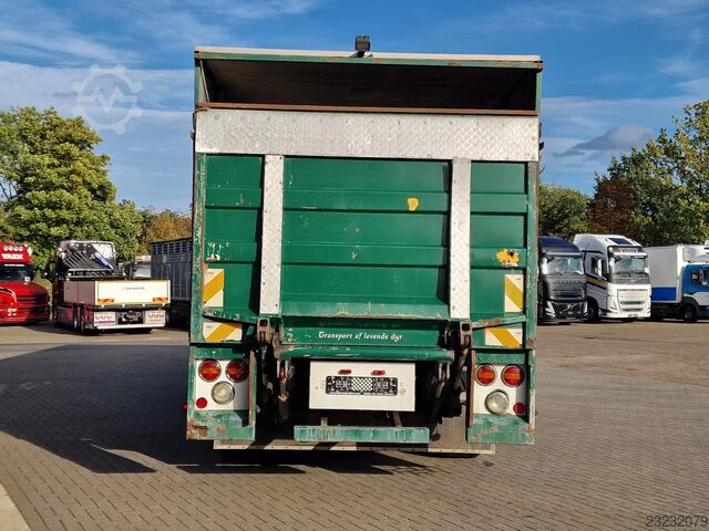  Scania P114-340 8x2*6 - Livestock 1 deck / Cattle - 3x...