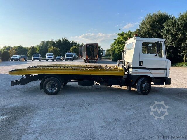 Takelwagen NISSAN NISSAN M I L50 PER SOCCORSO STRADALE